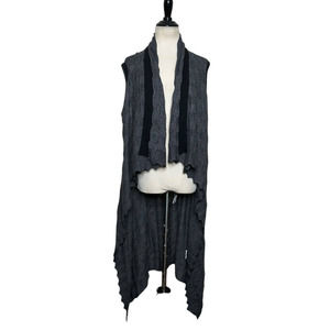 Cartise gray black knit sleeveless hi low cardigan size large